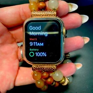 Apple Watch 5 cellular and GPS. Like new, does not have box.